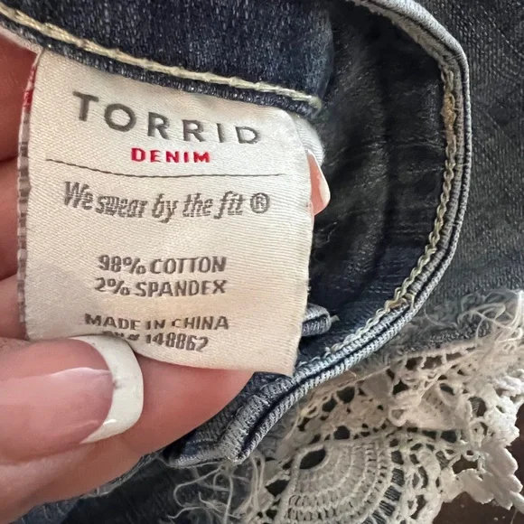 Y2k torrid women's Lace ruffle Jean Shorts coastal cowgirl coquette countrycore - Picture 15 of 15